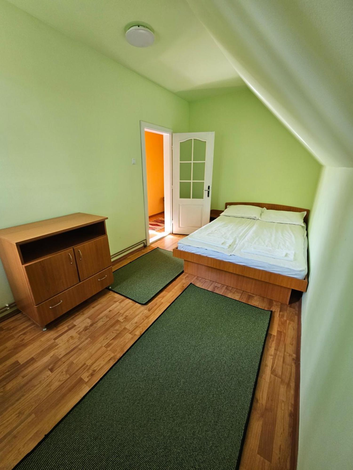 Fuzfa Apartman Joseni  ภายนอก รูปภาพ